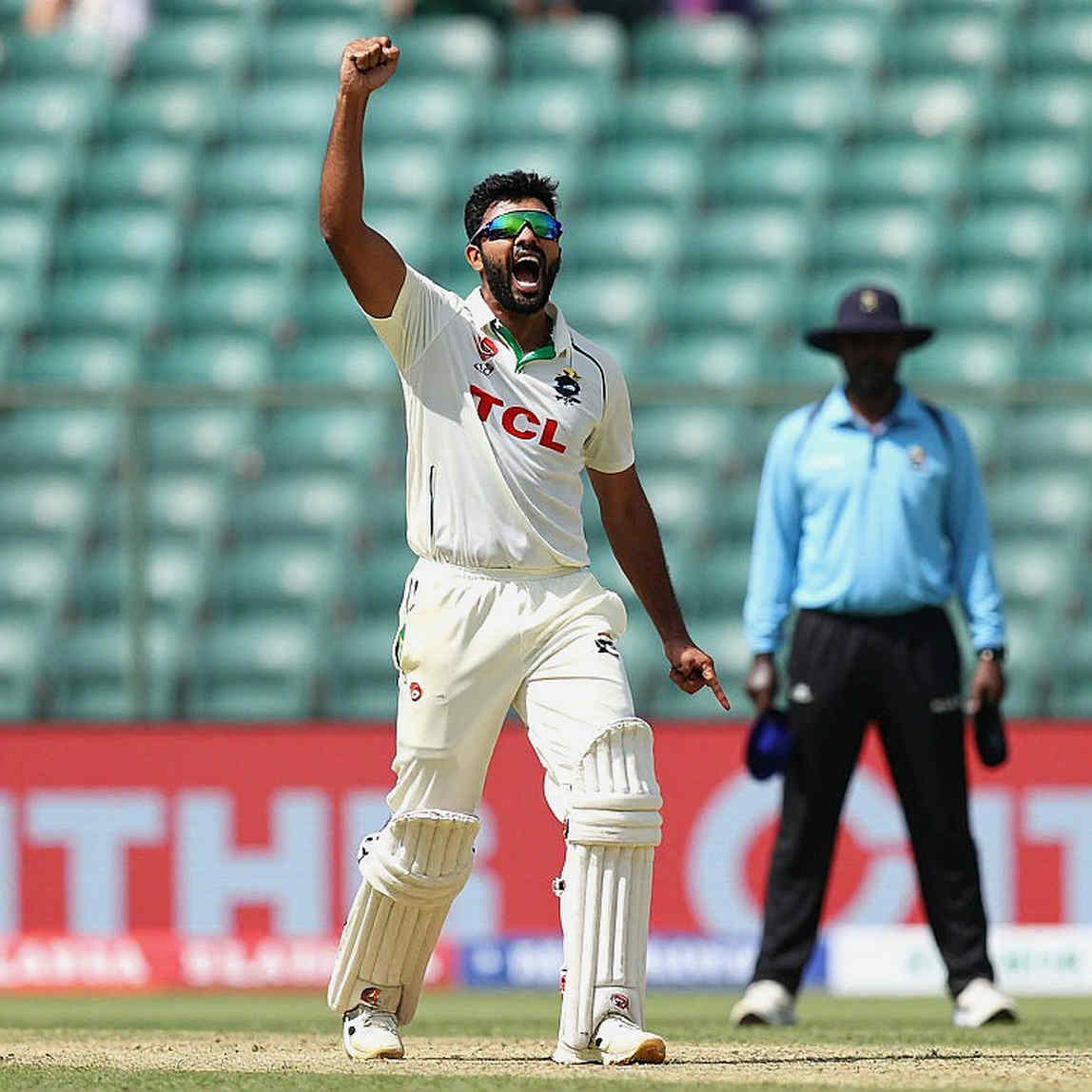 ষোলো বল, দুইবার ভেজা শুরু, একটি আধখোলা দরজা: রোজ বোলের তৃতীয় ম্যাচের কৌশল-পাঠ
